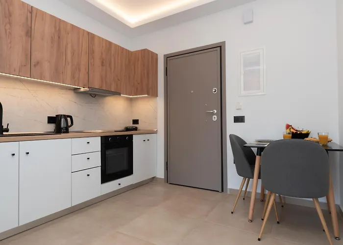 Center A Apartment *