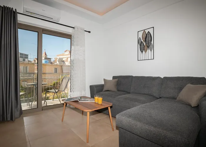 Center A Apartment *